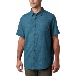 Columbia Men's Under Exposure Yarn-Dye Short Sleeve Shirt