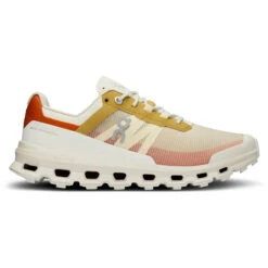 On Running Women's Cloudvista -Gear Head Outfitters Medium PNG 64.98052 cloudvista fw23 ivory bronze w g1 1a857c96 27cd 4ee0 a394 f75eb6866eb2