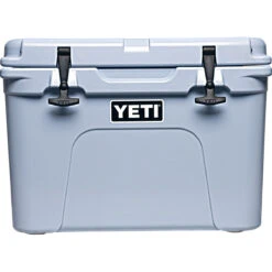 Yeti Tundra 35 Hard Cooler -Gear Head Outfitters Tundra35 Blue