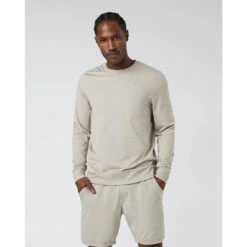 Vuori Men's Ponto Performance Crew -Gear Head Outfitters V224HDA FA24 M ECOMM fleece FRONT TOPS 10 8347581d dae0 4c88 9237 b815b68598e4